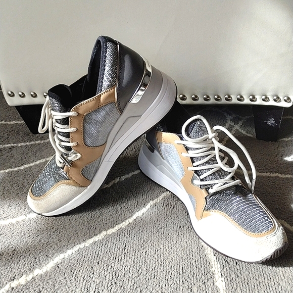 Michael Kors ''Georgie" Trainers,EUC - Picture 1 of 11